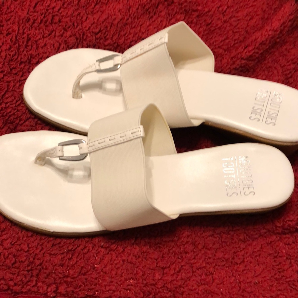 Sandals, excellent condition
